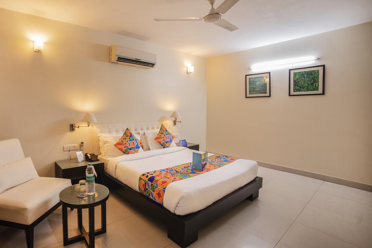 Fabhotel Anutham Saket New Delhi Exterior photo